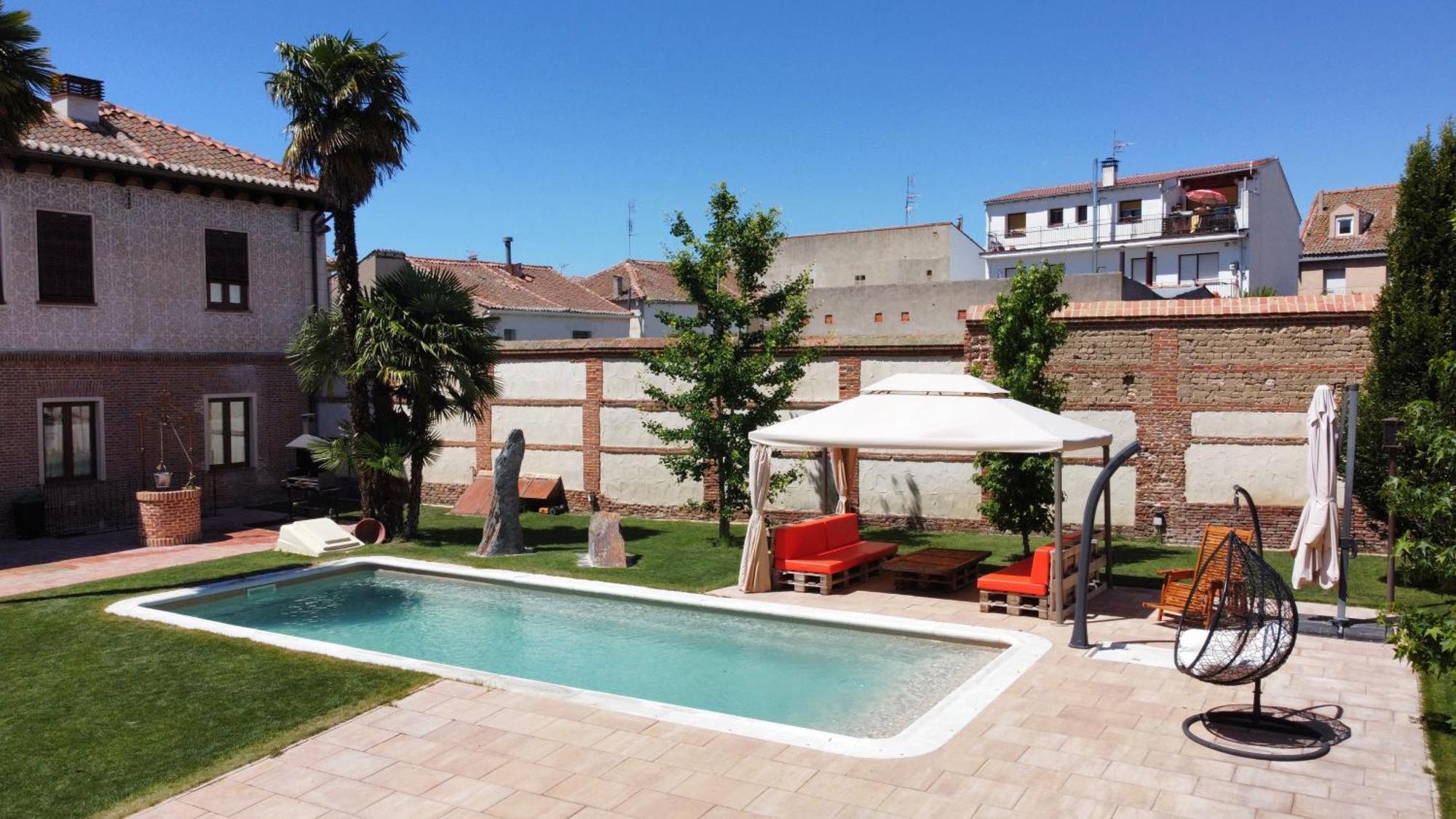 Villa Almudena Nava de la Asuncion Exterior photo
